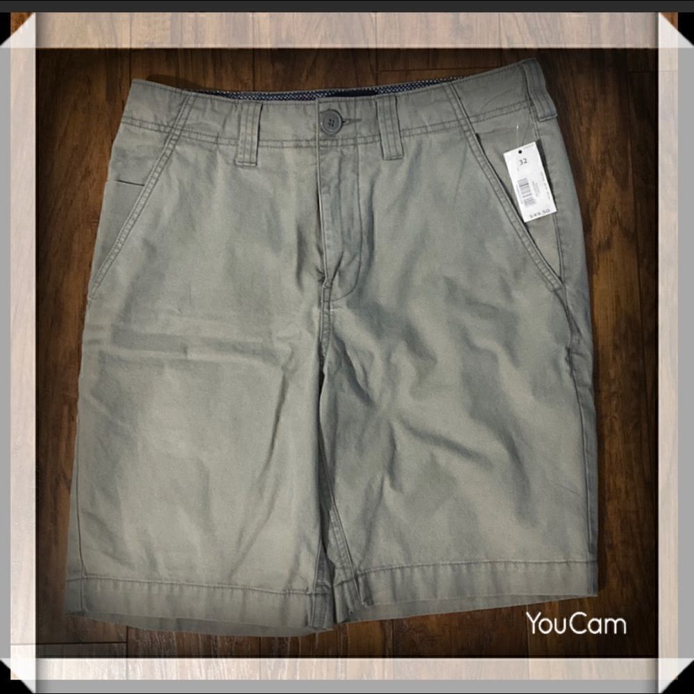Cremieux Premium Denim Shorts Color Light Gray Size: 32